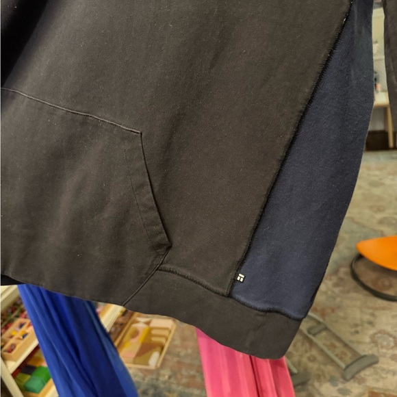 XXL Tommy John Crew Neck Sweatshirt - Picture 4 of 5